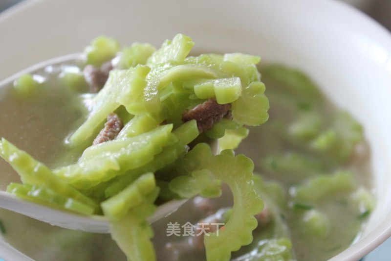 告别秋燥——苦瓜瘦肉汤的做法