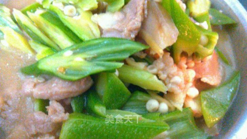 秋葵炒肉的做法