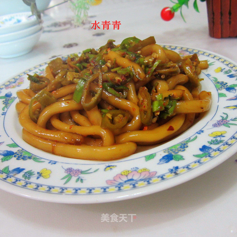 炝酸辣土豆粉的做法