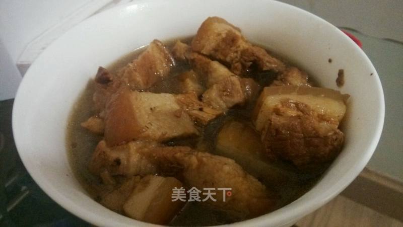 炆五花腩的做法