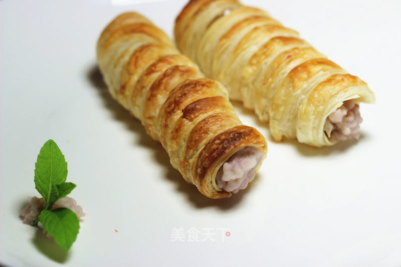 奶油草莓蔓越莓酥皮夹心卷的做法