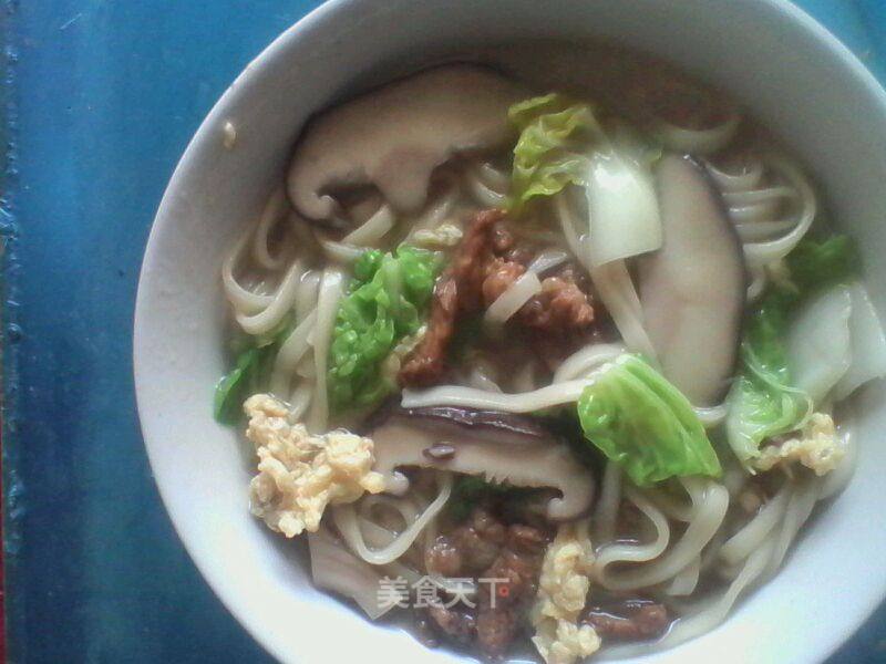 香菇肉丝面的做法