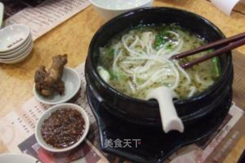 猪皮冻豆腐砂锅的做法