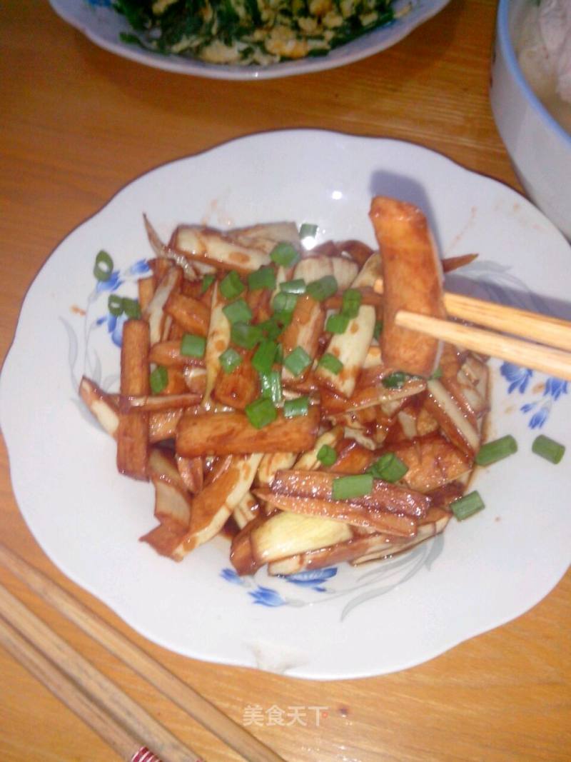 油焖茭白的做法