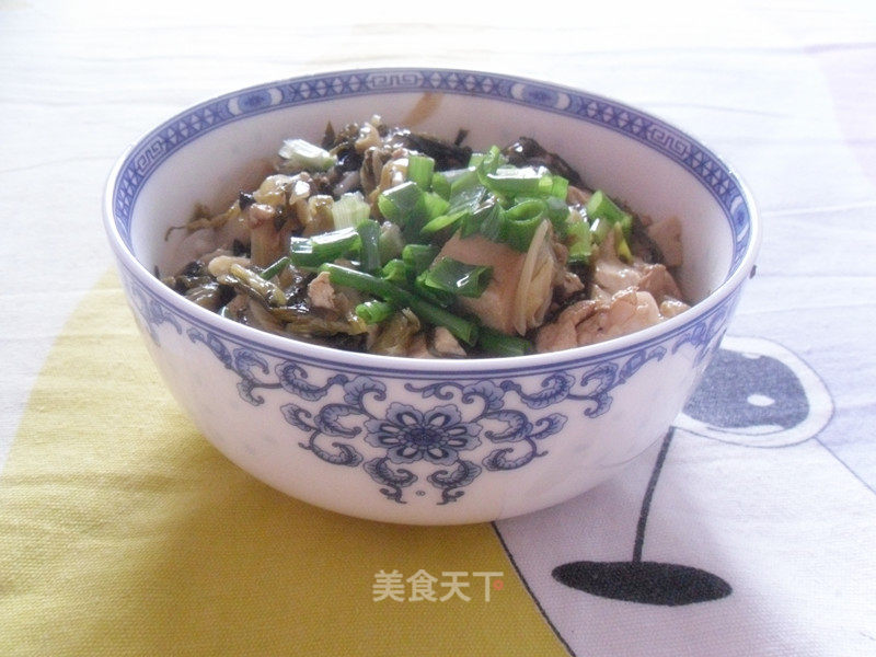 雪菜肉丝豆腐手擀面的做法