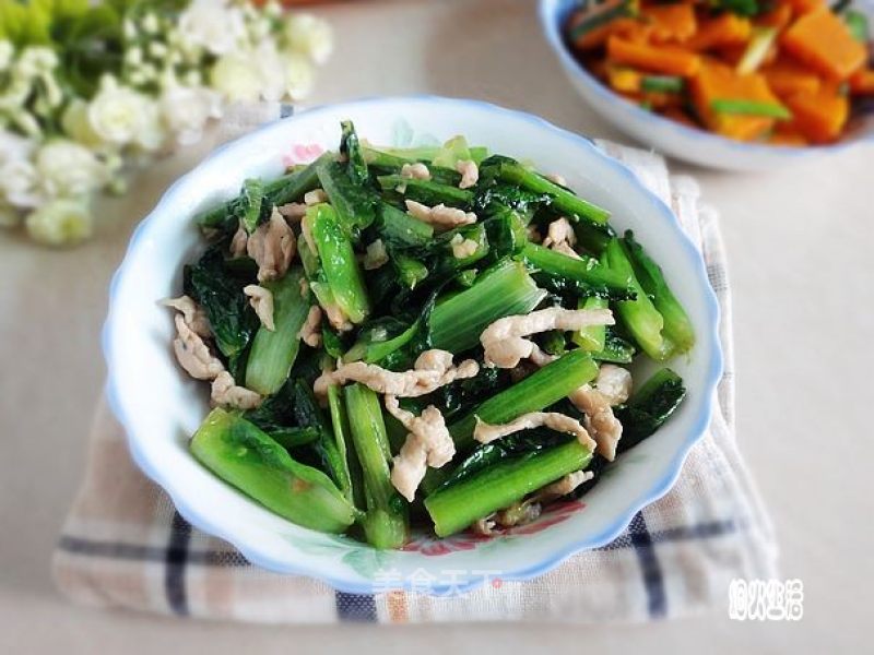 鸡丝炒油麦菜的做法