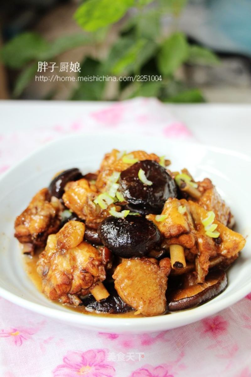 香菇烧鸡翅的做法