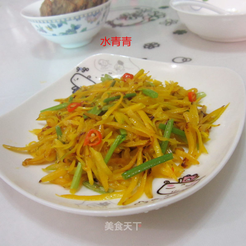 芹菜炒南瓜丝的做法