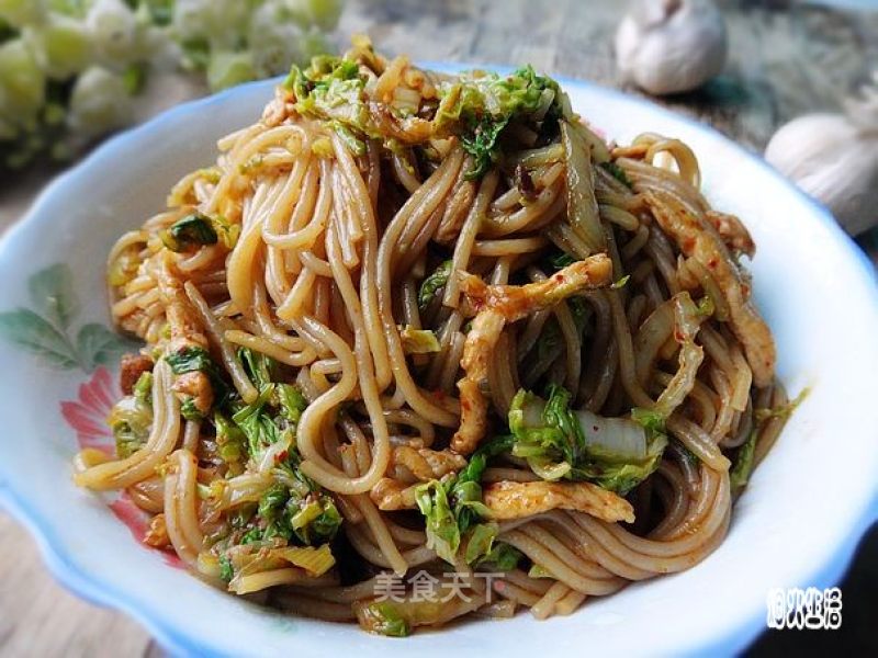鸡丝白菜炒红米线的做法
