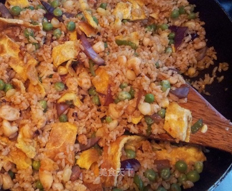 鱿鱼蛋饼炒饭的做法