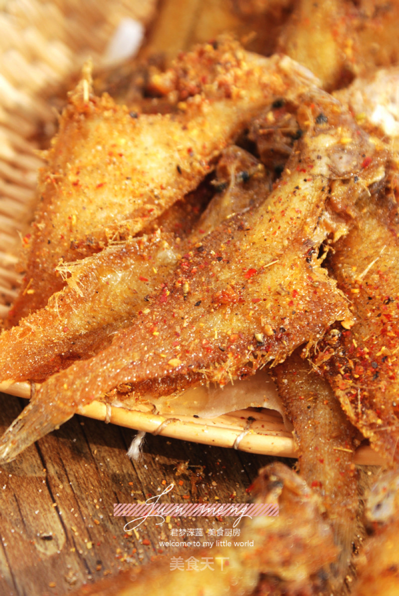 【酥炸迷你偏口鱼】--椒盐味的休闲海味零食