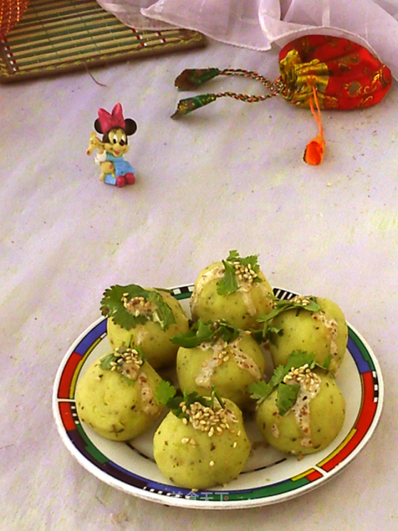 芝麻沙拉土豆丸的做法