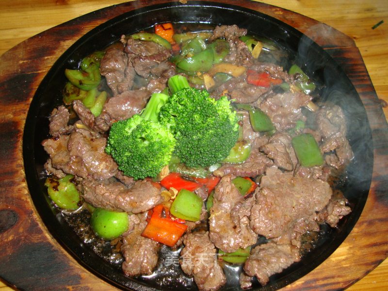 铁板牛肉的做法