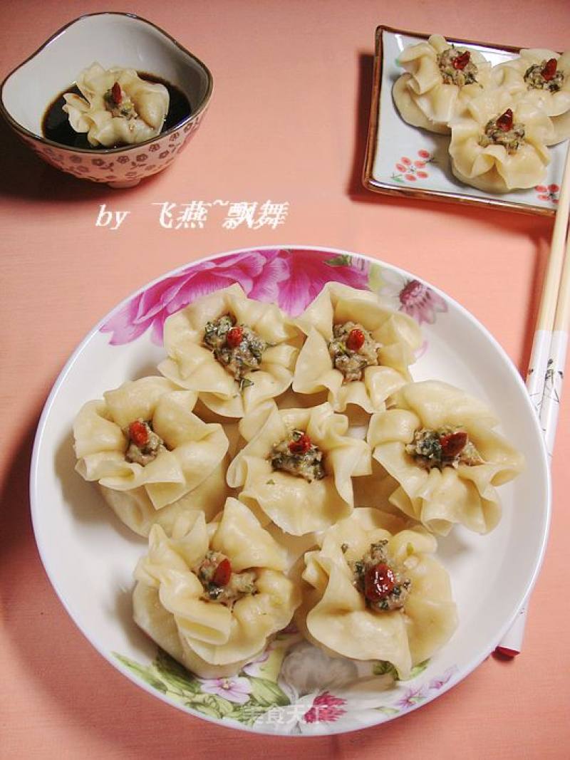 像花朵般漂亮-----【南瓜米香猪肉烧麦】的做法