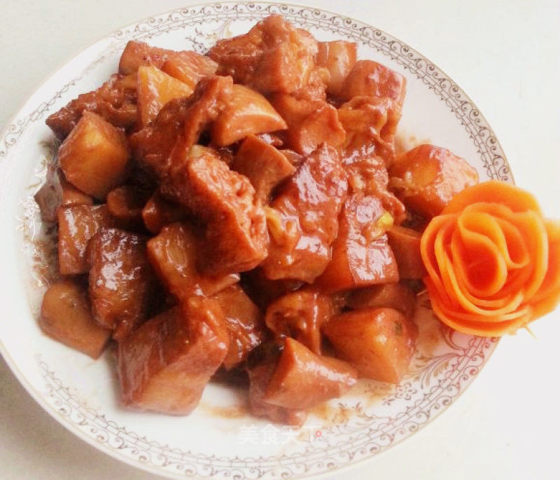 杏鲍菇土豆红烧肉的做法