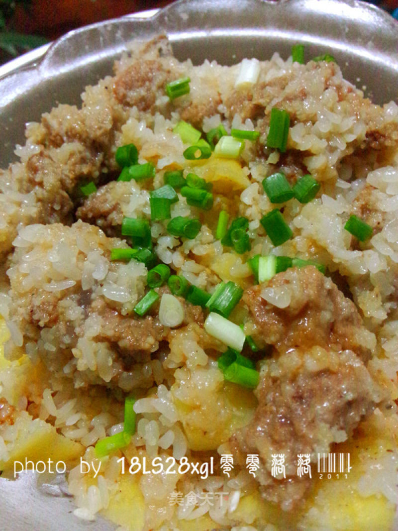 土豆糯米蒸排骨的做法