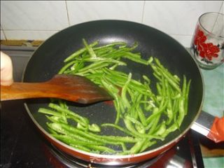 炒粉丝的做法步骤：6