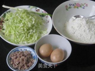 白菜咸肉末蛋饼的做法步骤：1