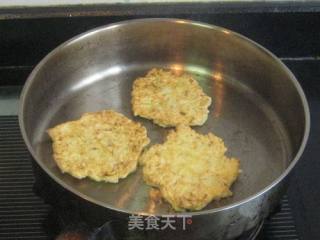 白菜咸肉末蛋饼的做法步骤：6