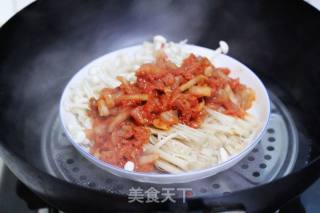 5分钟打造一款低热量的超级下饭菜——【泡菜蒸金针菇】的做法步骤：6
