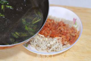 5分钟打造一款低热量的超级下饭菜——【泡菜蒸金针菇】的做法步骤：9