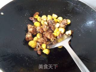 板栗烧鸡的做法步骤：4
