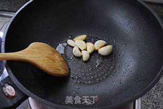蒜子扣鸡翅的做法步骤：7