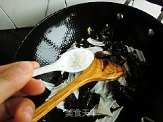 荷兰豆炒魔芋的做法步骤：7