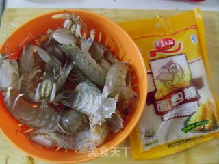 避风塘虾菇的做法步骤：1