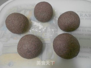 紫米馒头的做法步骤：5
