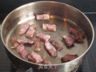香肠炒青椒的做法步骤：3