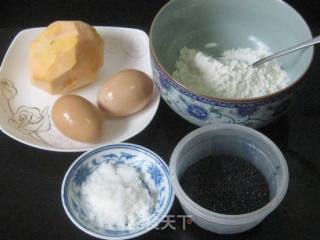 黑芝麻地瓜蛋饼的做法步骤：1