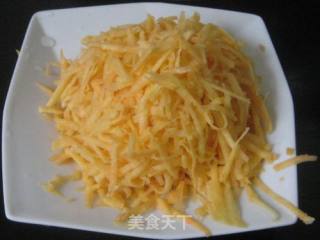 黑芝麻地瓜蛋饼的做法步骤：2