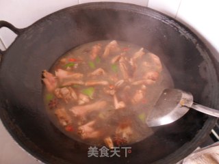 红烧鸭膀爪的做法步骤：9