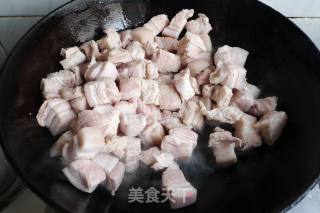 双鲍菇虎皮蛋红烧肉的做法步骤：5