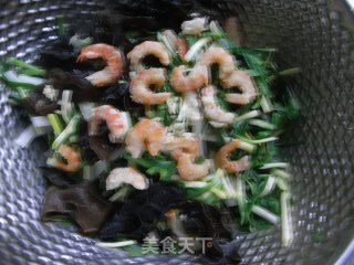 海米青拌韭菜黄的做法步骤：15