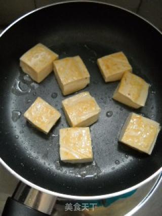 鲜蘑炖豆腐的做法步骤：3
