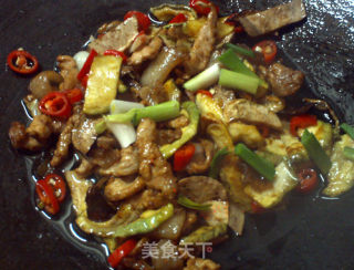 仔南瓜干炒肉的做法步骤：8