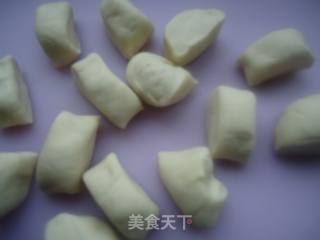 白菜猪肉包子的做法步骤：13