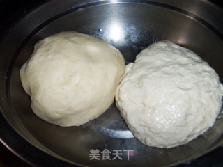香酥鸡蛋葱花饼的做法步骤：1