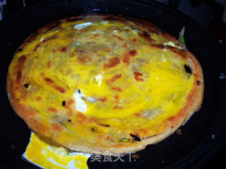 香酥鸡蛋葱花饼的做法步骤：17
