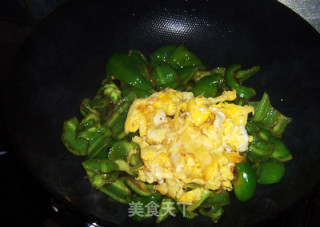 10分钟快手菜---青椒炒蛋的做法步骤：7