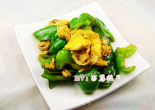 10分钟快手菜---青椒炒蛋的做法步骤：8