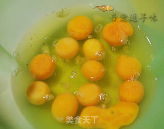 虾仁马蹄煎蛋的做法步骤：4