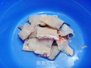 【自己动手做火锅】酸菜鱼火锅的做法步骤：4