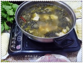 【自己动手做火锅】酸菜鱼火锅的做法步骤：17