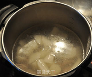 好营养的白萝卜排骨汤的做法步骤：3