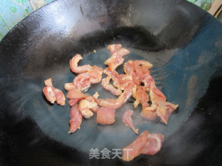酸菜炒肉的做法步骤：4