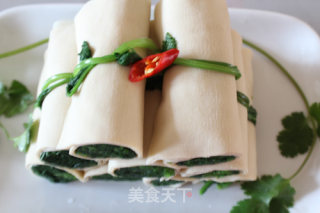 千张菠菜卷的做法步骤：10