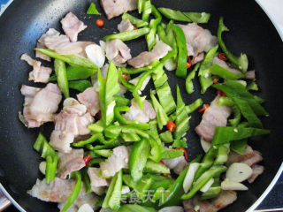 农家小炒肉的做法步骤：5